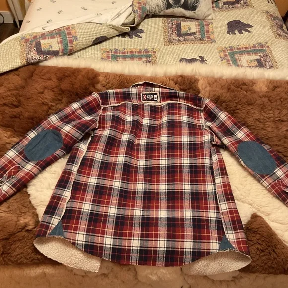 Shirt - Picture 5 of 7